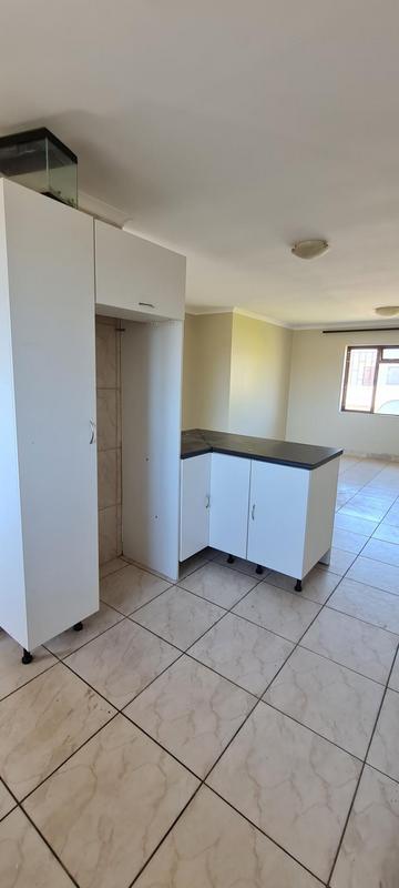 To Let 2 Bedroom Property for Rent in Strand Central Western Cape